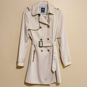 Atmosphere trenchcoat coat size 4 buttons jacket
